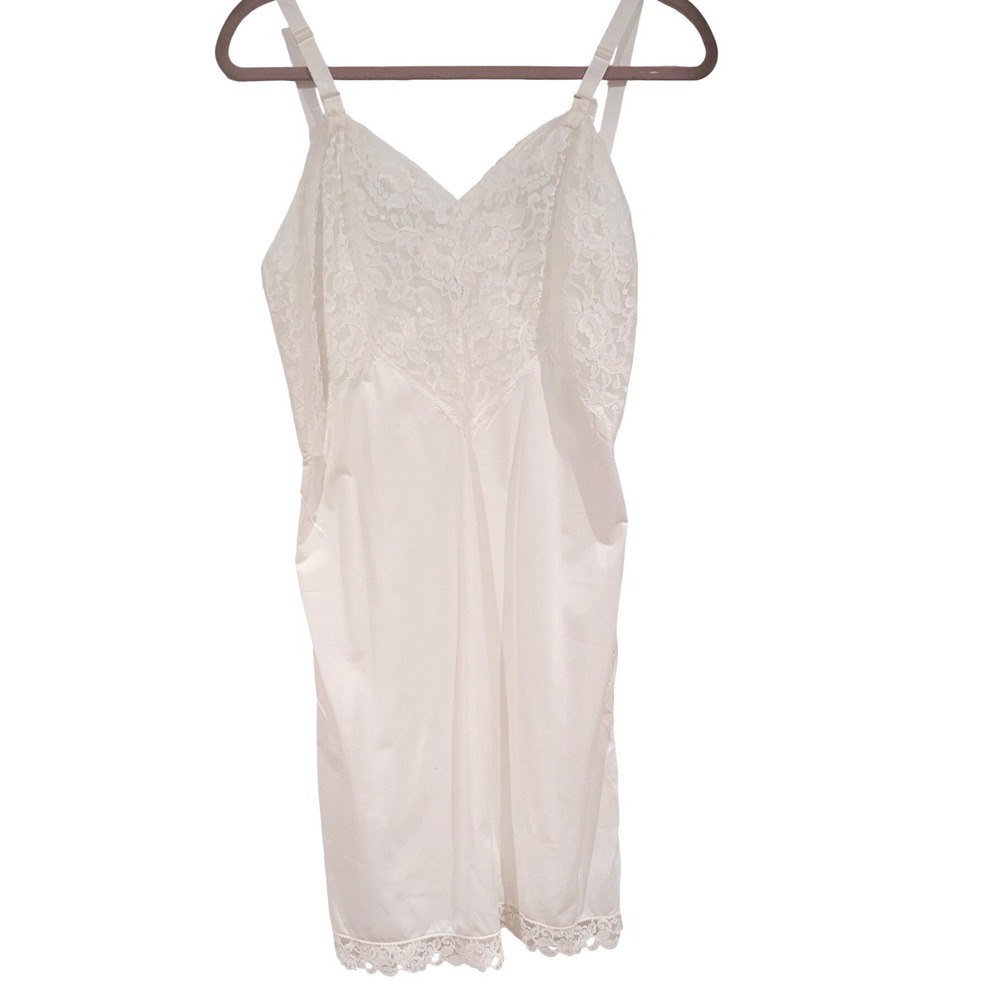 ILGWU Vintage Full Slip‎ 36 Ivory Lace Trim Nylon Underwear Nightgown 450